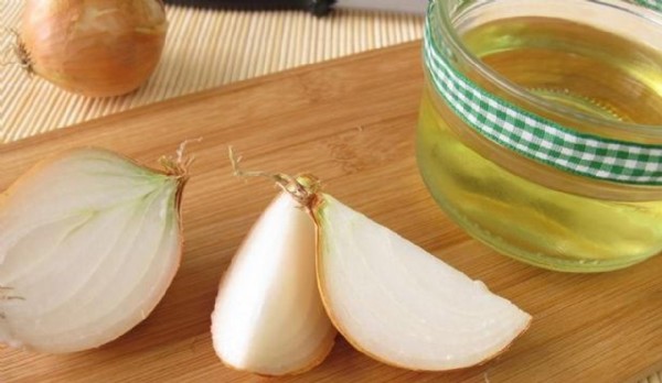 Kaynatılmış Soğan Suyunun Faydaları Nelerdir? Kaynatılmış Soğan Suyu Neye İyi Gelir?